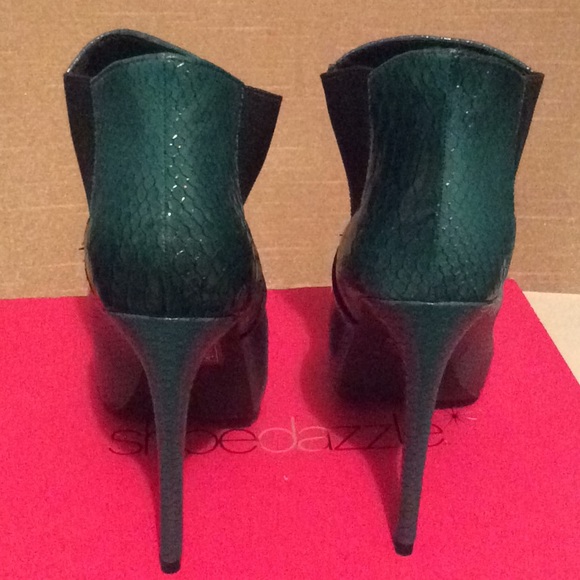 Ladies booties - Picture 4 of 5